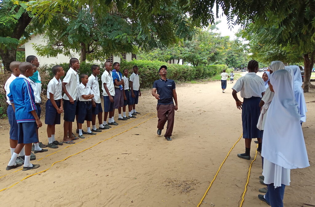 A special road safety session for deaf children