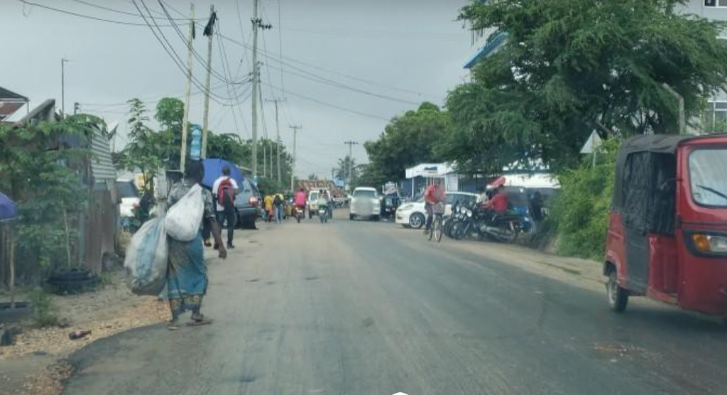 Pre-improvement DMDP road