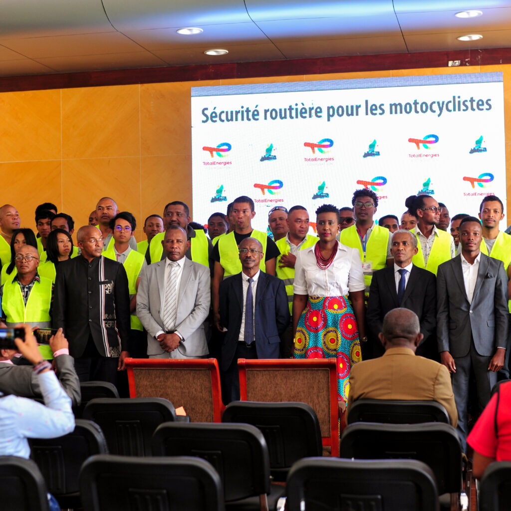 Motorcycle rider "graduation" ceremony in Madagascar