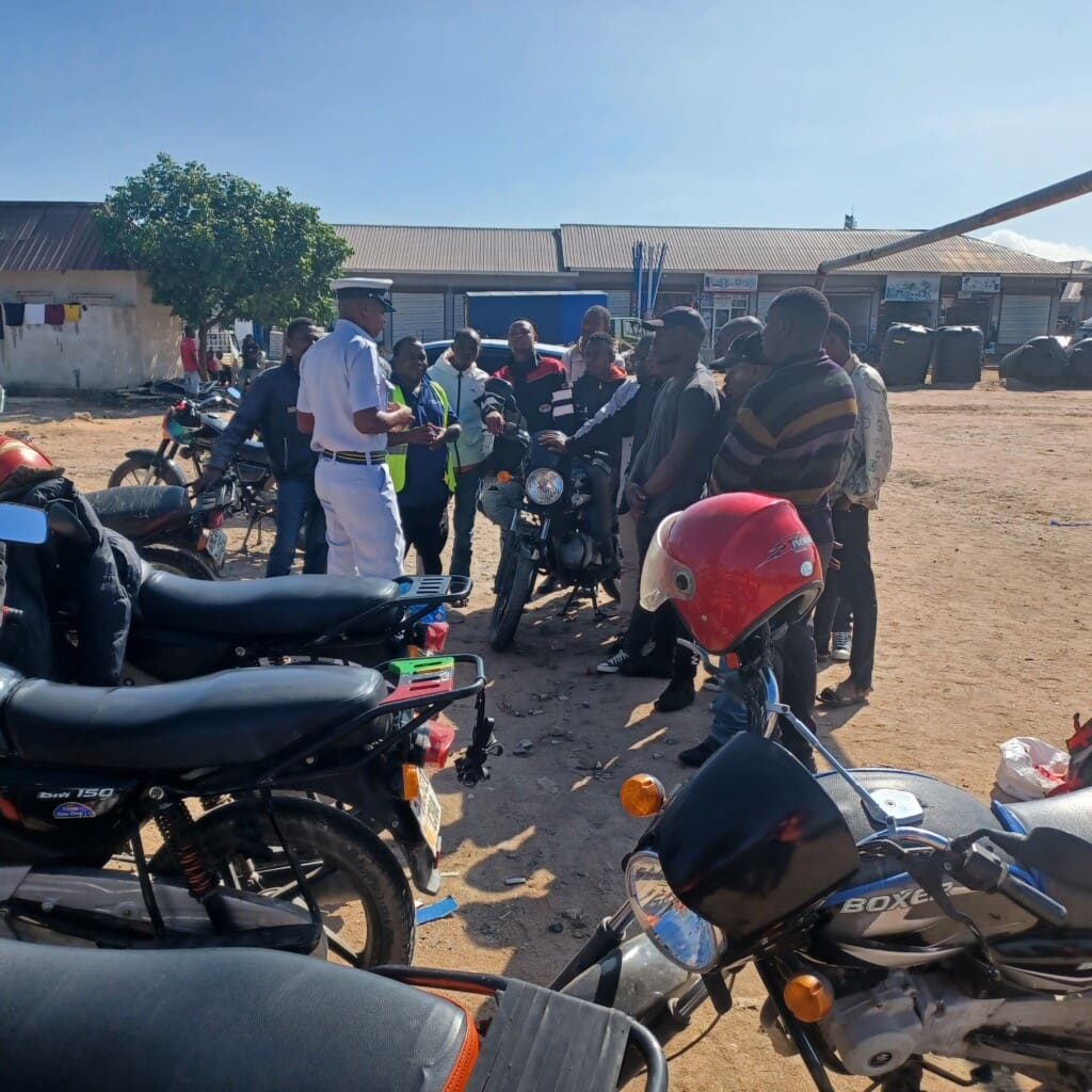 Meeting with the community, moto riders and the Traffic Police