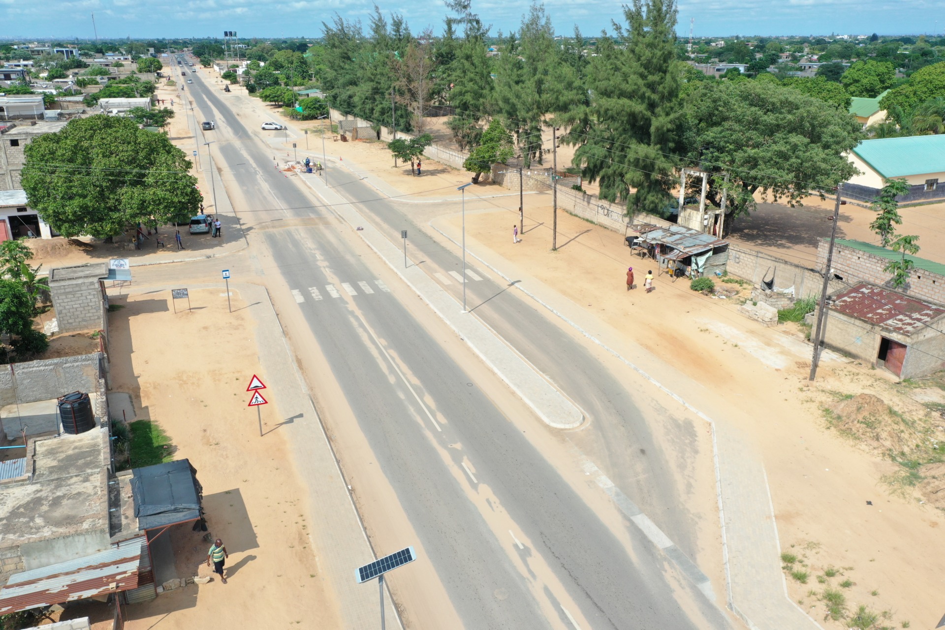 Image of road improved through the Maputo Metropolitan Area Urban Mobility Project